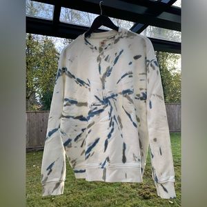Levi’s Relaxed Fit Off White coloured Tie Dye Crewneck Sweatshirt Size M